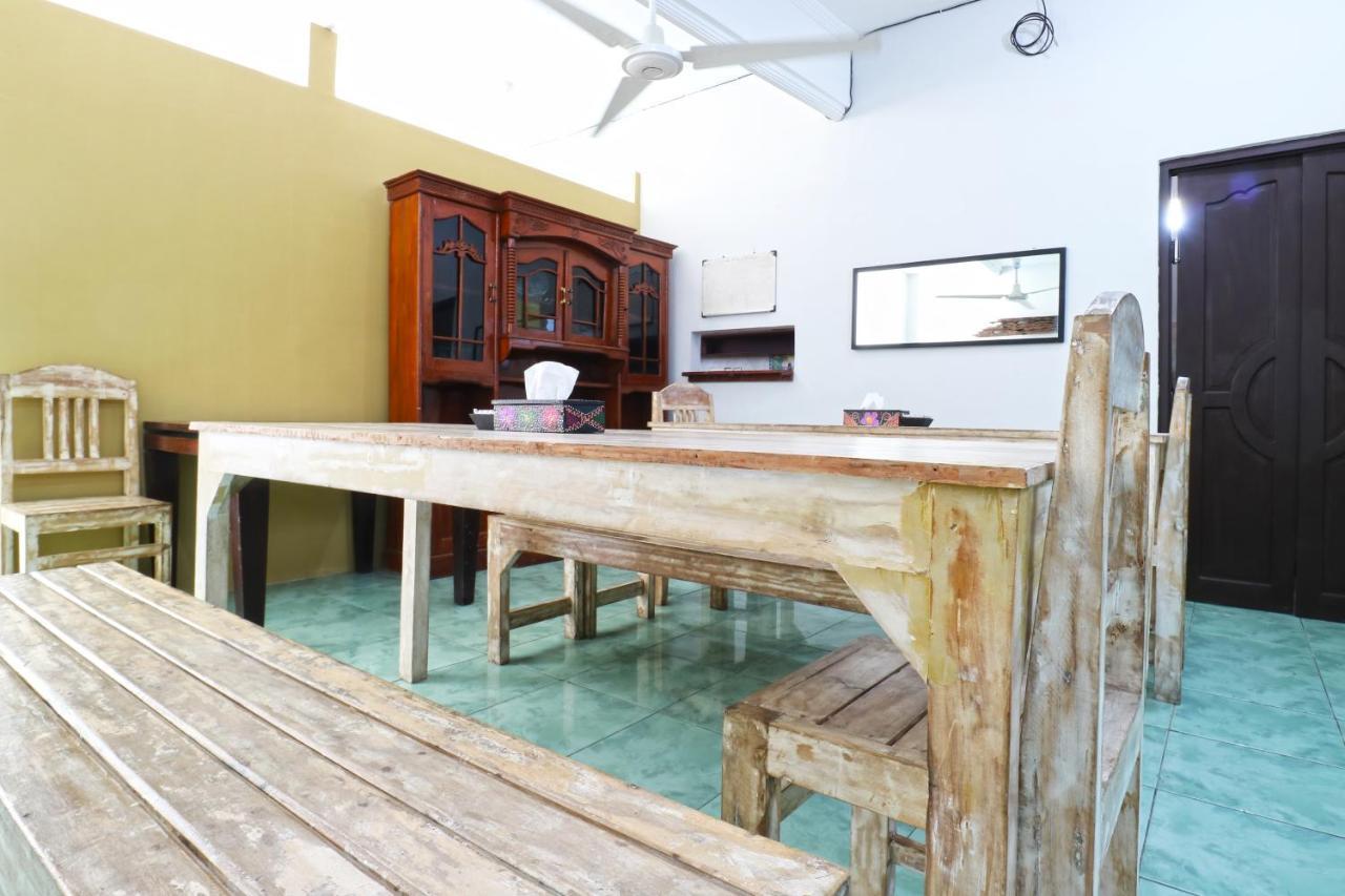 Duta Surf Stay Canggu Kuta Lombok Exterior foto